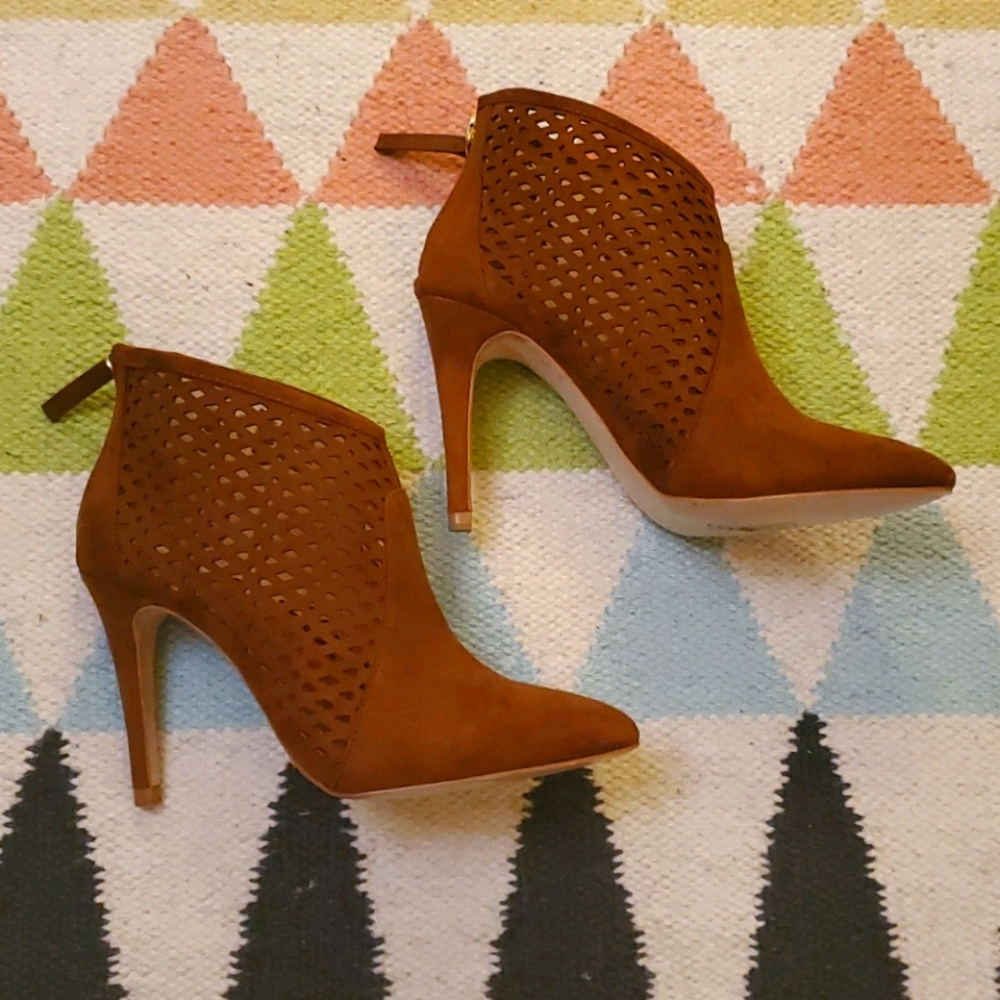 Zara Faux Suede Heeled Booties Size 6